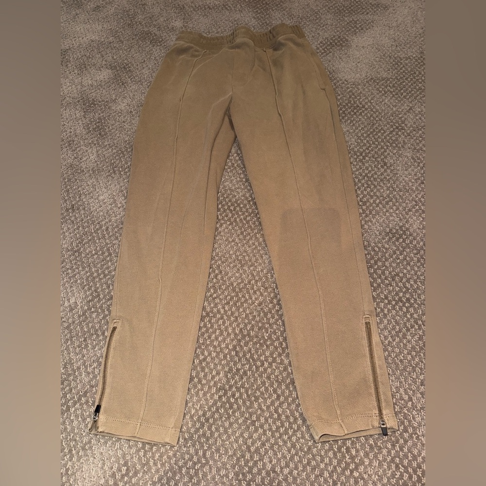 Old Navy Men's Khaki Chinos
